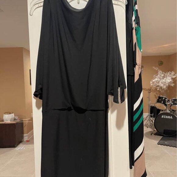 Formal bat wing dress with rhinestone accents. Sz 6 - Picture 3 of 6